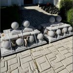 Capitel terminație bilă mare, gri natural, model T1.