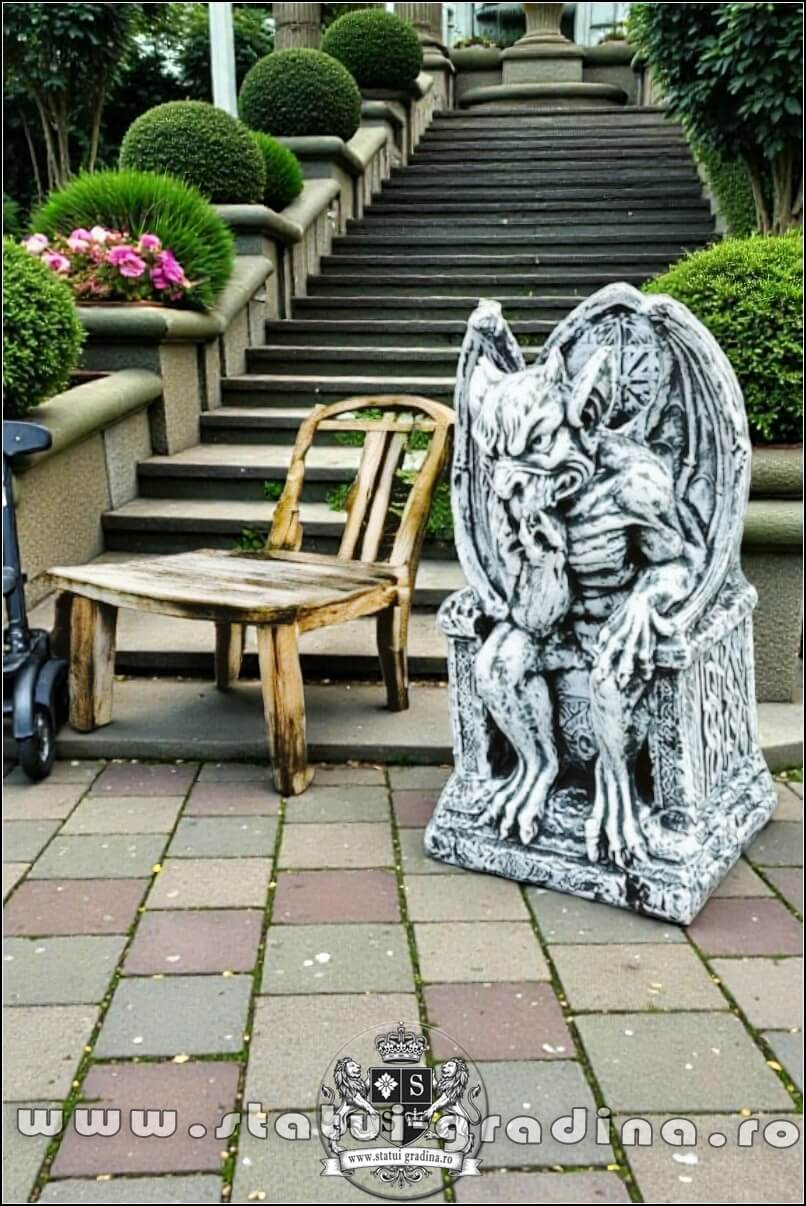Gargoyles, satana, diavol, pe tron, model S74. (3)