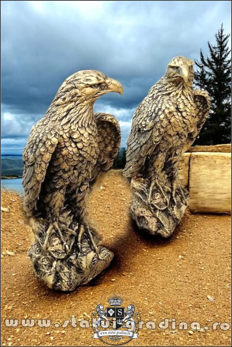 Set 2 vulturi, acvile, șoimi, uliu, auriu antichizat, model S82 (1)