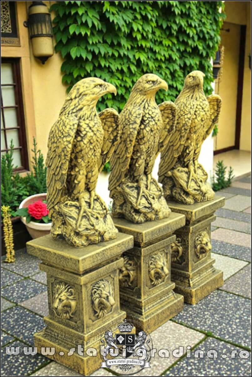 Set 3 vulturi, acvile, șoimi, uliu, auriu antichizat, model S82. (1)