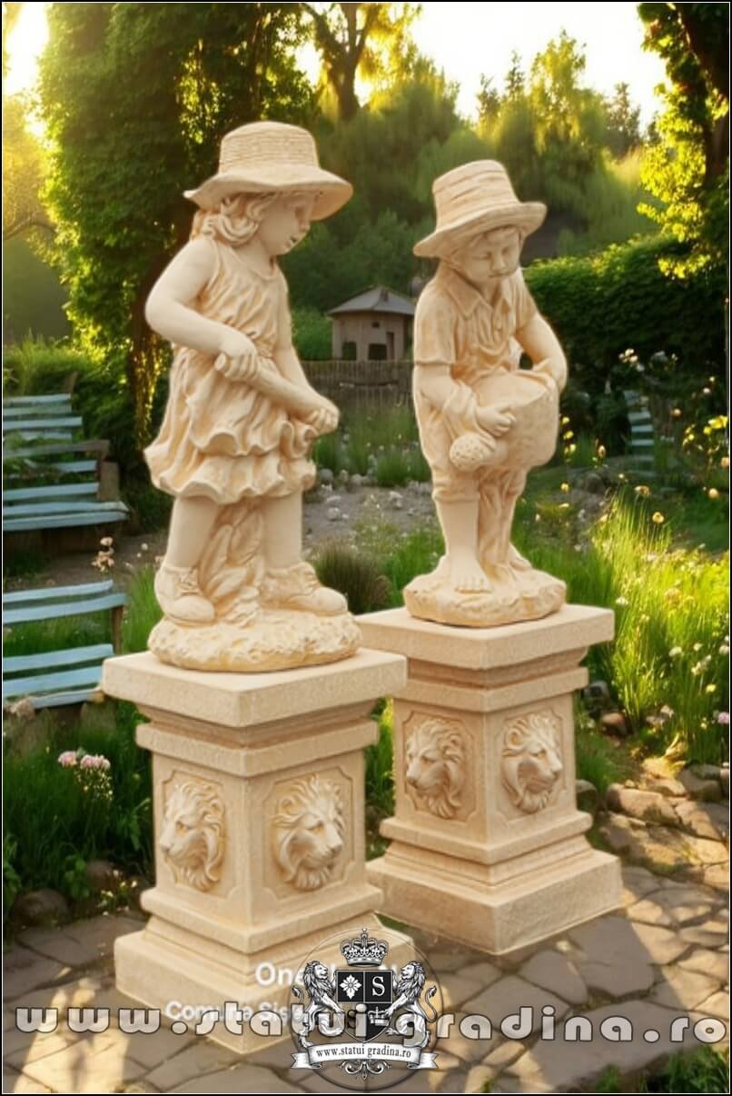 Set doi grădinari cu socluri, galben patinat, model S92-S27. (1)