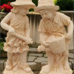 Set două statuete grădinari, galben patinat, model S92.