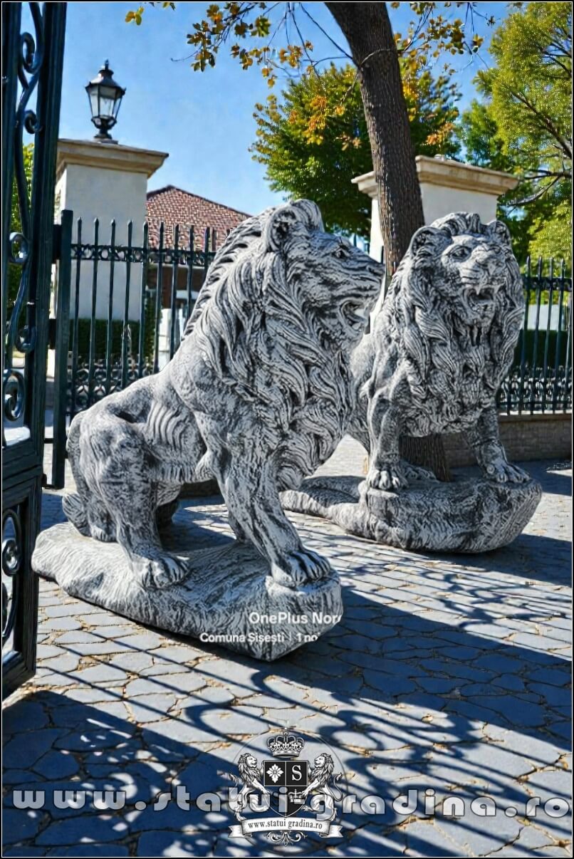 Set statuete lei gigant, gri patinat, model S66. (1)