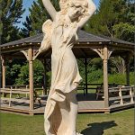 Statuetă Venus cu părul lung, galben patinat, model S71.