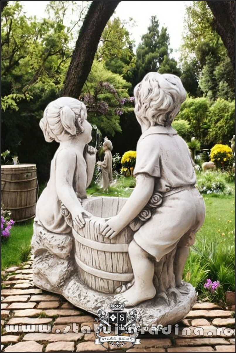 Statuetă copii cu coșuleț, gri antichizat, model S112. (4)