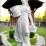 Statuetă domnița cu coșulețe, alb marmorat, model S67.