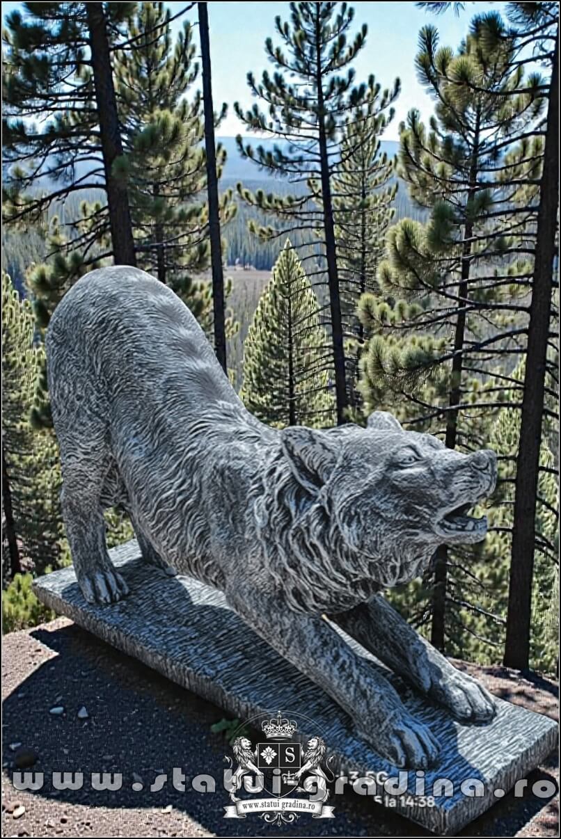 Statuetă lupoaică mare, gri antichizat, model S96. (1)