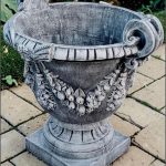 Vază mare cu picior, gri patinat, model V2.