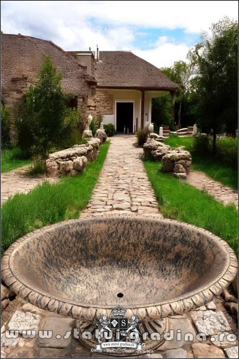 Vază mare, ornament stejar, arămiu antichizat, model V5. (3)