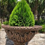 Vază mare, ornament stejar, arămiu antichizat, model V5.