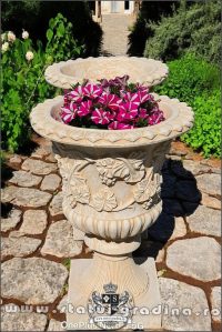 Vază ornament cu picior, galben patinat, model V1.