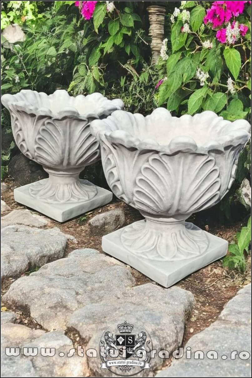 Vază ornament model lalea, gri patinat, model V9. (2)