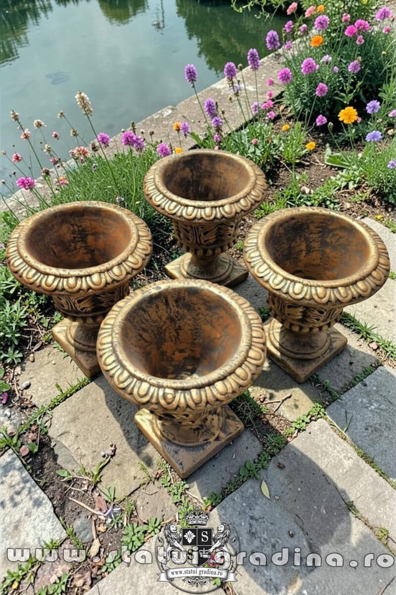 Vază ornament stejar cu picior, arămiu patinat, model V3. (3)