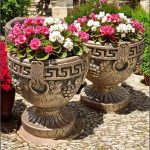 Vază ornament versace, arămiu patinat, model V8.