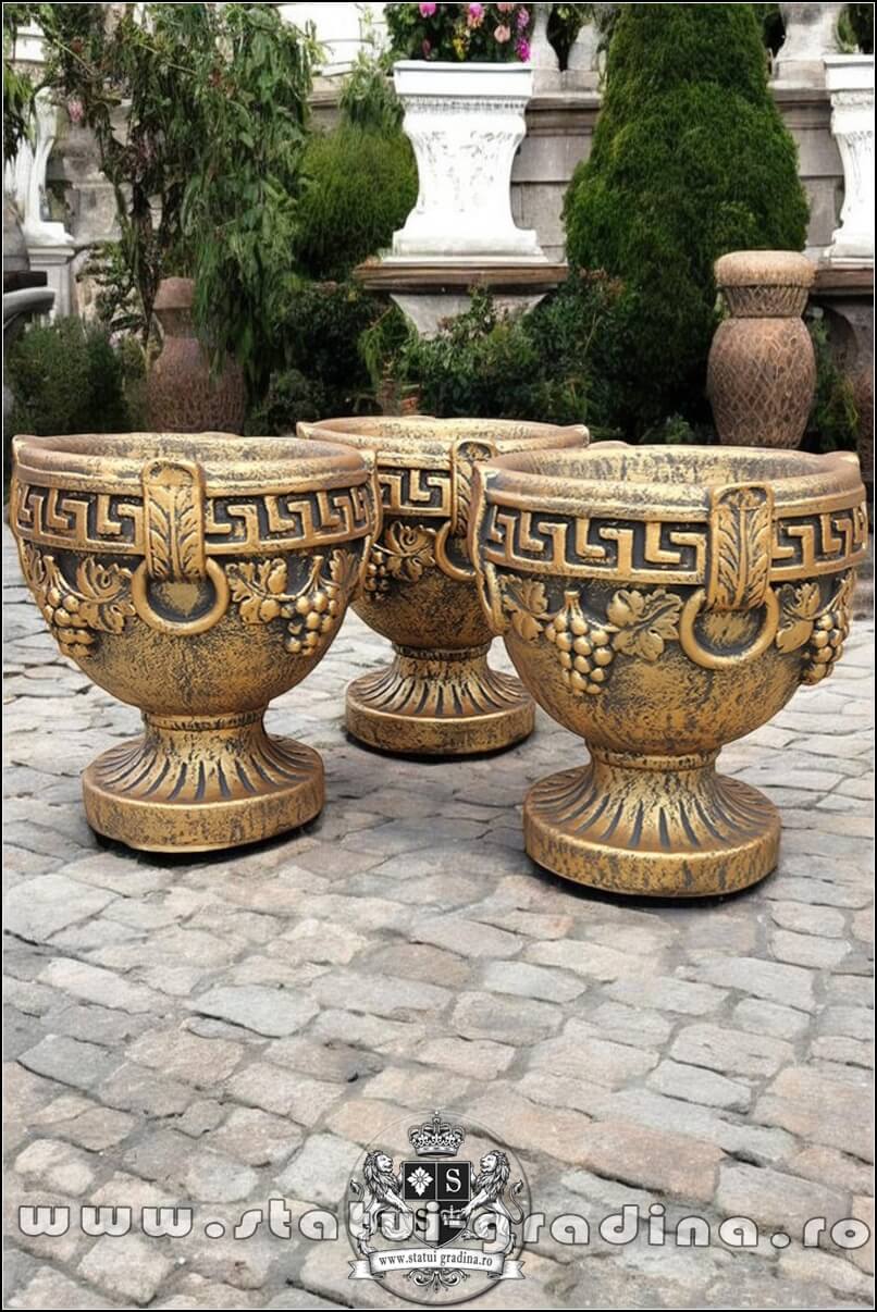 Vază ornament versace, arămiu patinat, model V8. (3)