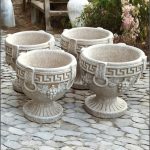 Vază ornament versace, galben patinat, model V8.