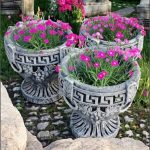 Vază ornament versace, galben patinat, model V8.