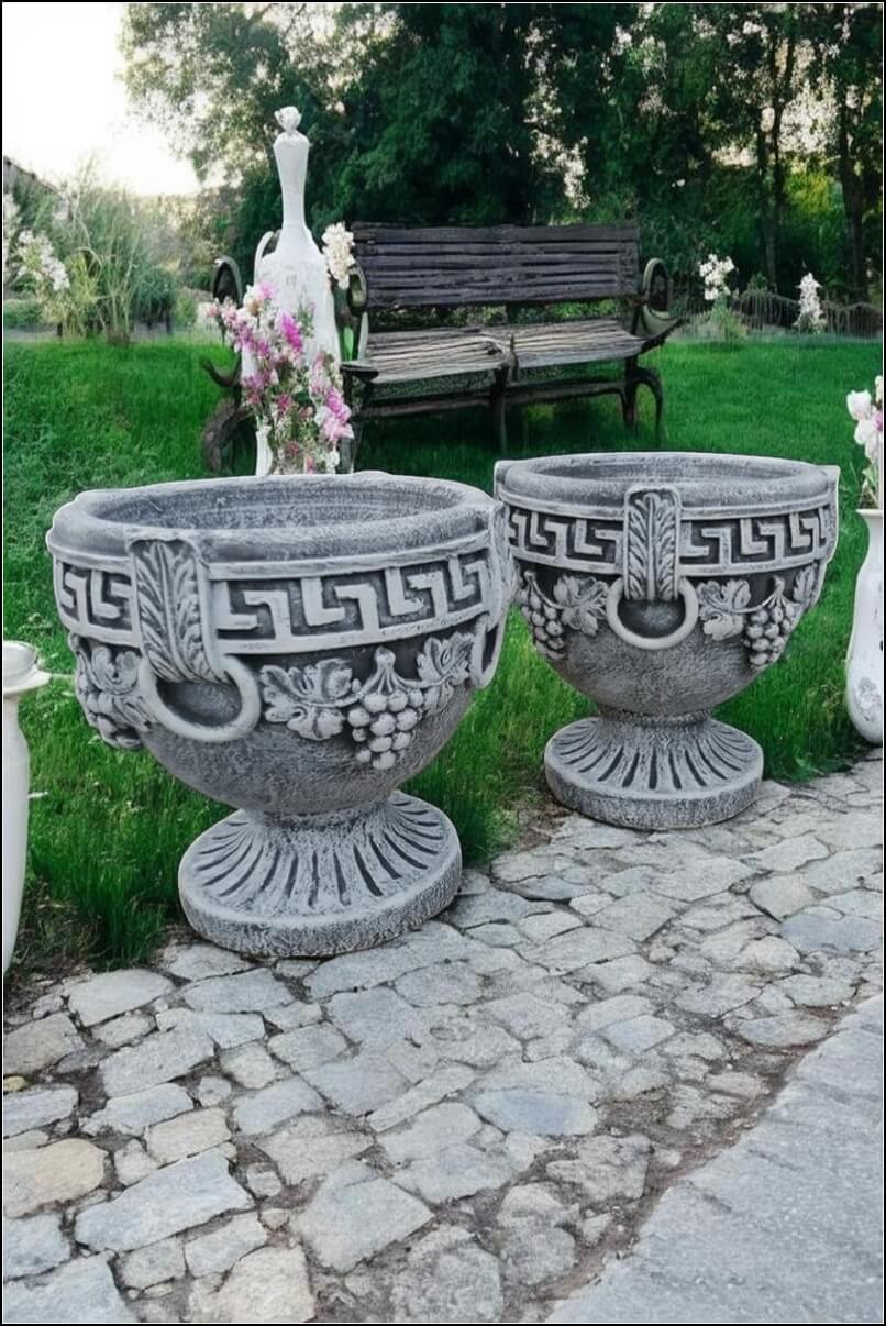 Vază ornament versace, gri patinat, model V8. (2)