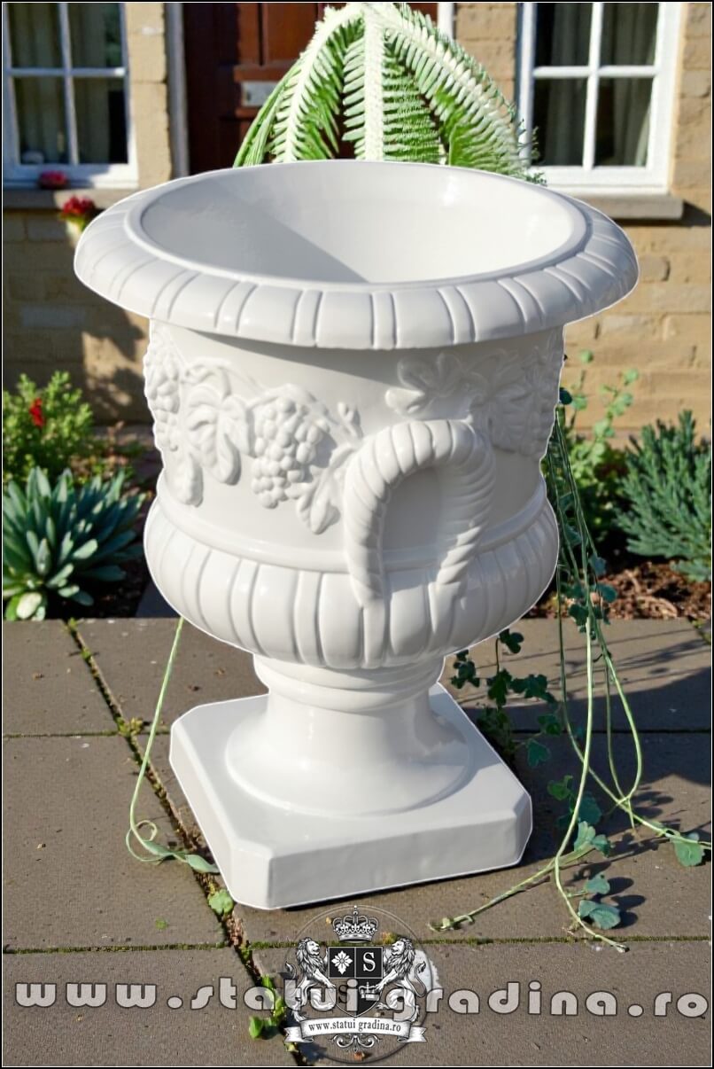 Vază vița-de-vie, alb marmorat, model V4. (2)