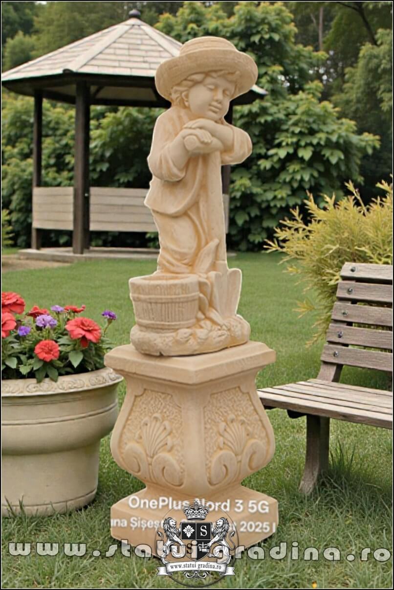 Set băiat cu hârleț pe soclu, galben patinat, model S27-S60. (2)