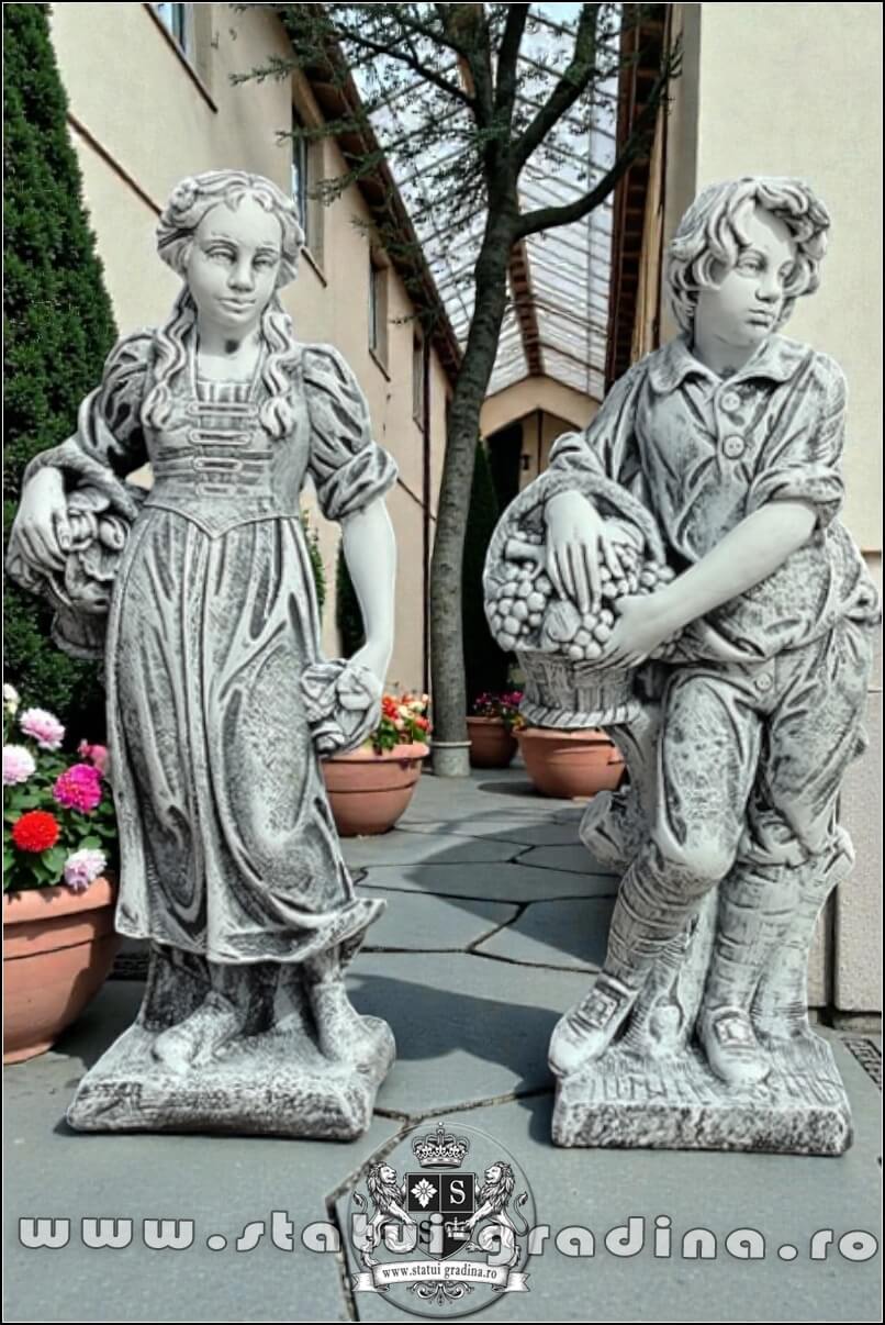Set statuete băiat și fată, gri patinat, model S43. (1)