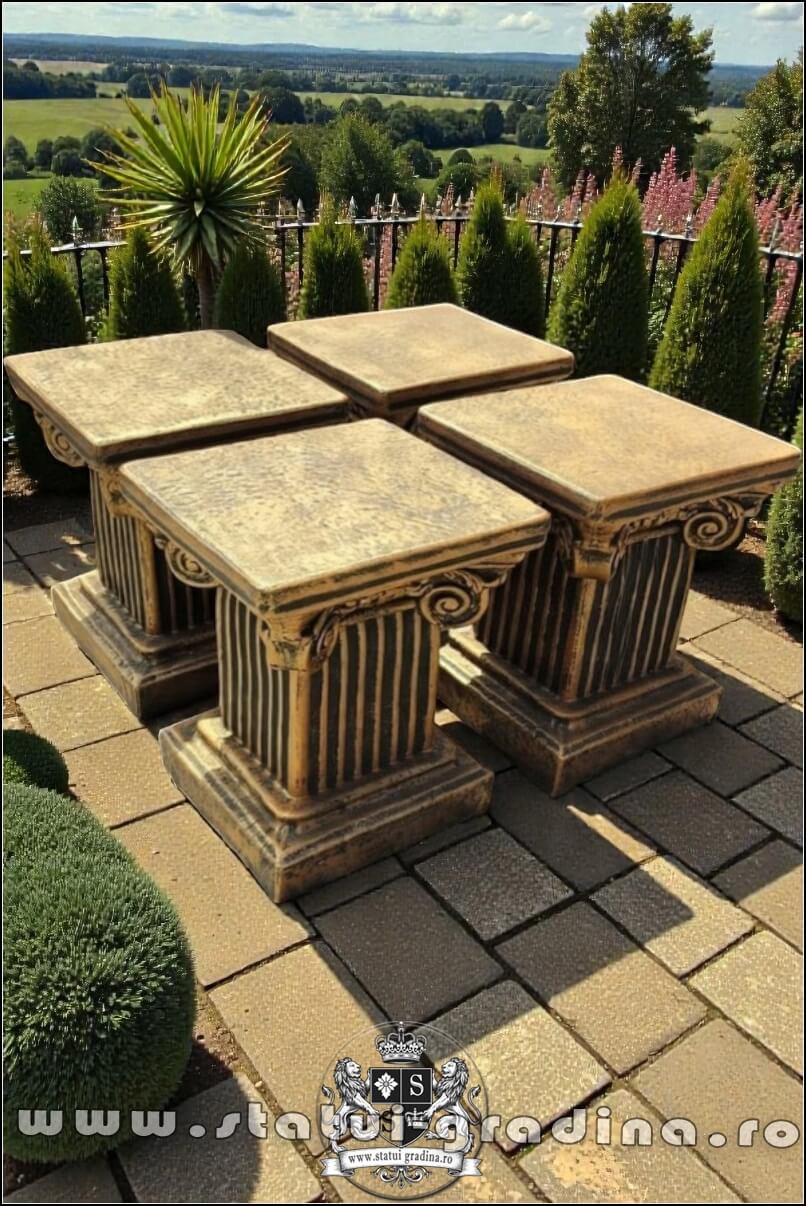 Soclu, stativ, arămiu patinat, model S64. (2)