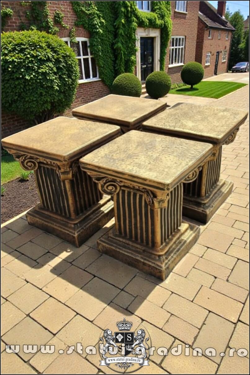 Soclu, stativ, arămiu patinat, model S64. (4)