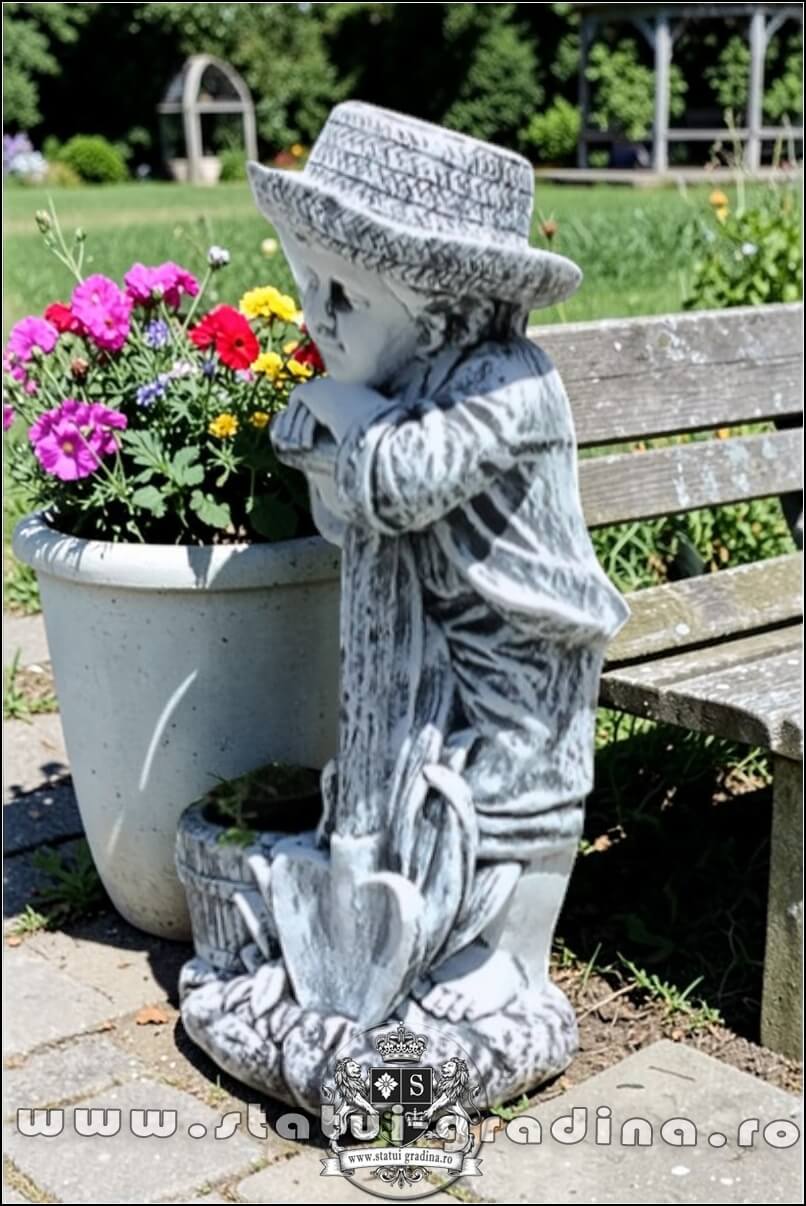 Statuetă băiat cu hârleț, gri patinat, model S60. (3)