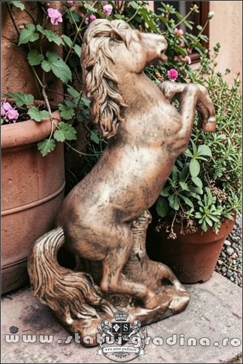 Statuetă căluț mare, arămiu patinat, model S37. (3)