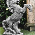 Statuetă căluț mediu, gri patinat, model S37.