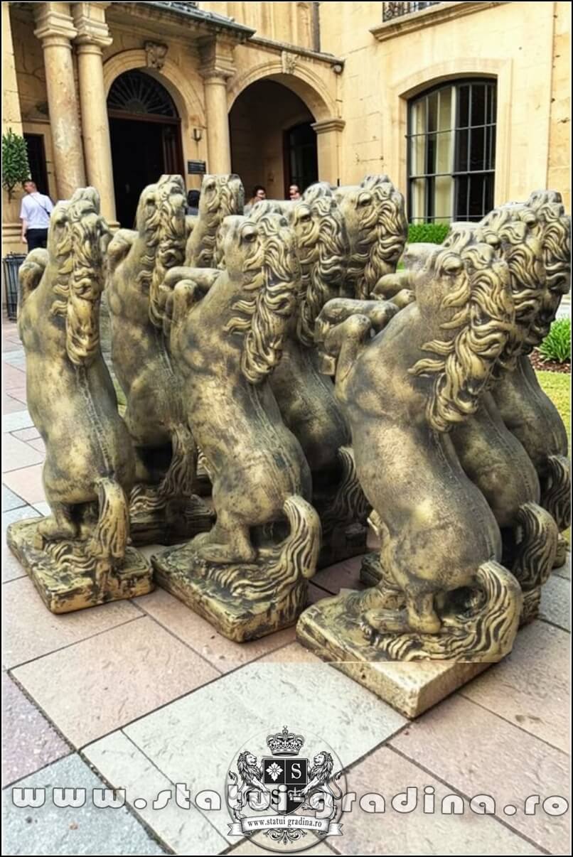 Statuetă căluț mic, auriu patinat, model S37. (4)