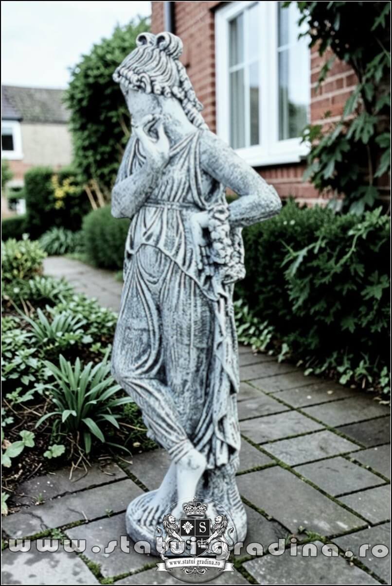 Statuetă domnița cu coroniță, gri patinat, model S44. (3)