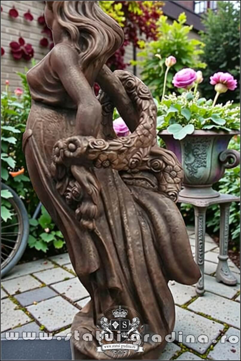 Statuetă domnița cu flori, arămiu marmorat, model S50. {1} (3)