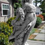 Statuetă domnița cu flori, gri patinat, model S50.