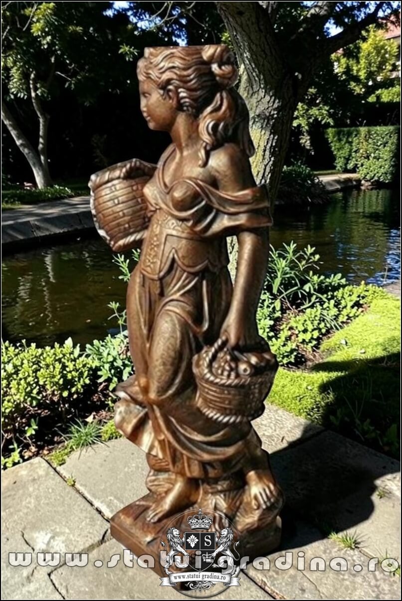 Statuetă fata cu coșulețe, arămiu patinat, model S23. (3)