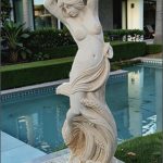 Statuetă fata erotică, galben patinat, model S26.