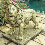 Statuetă leu mare în picioare, auriu antichizat, model S33.