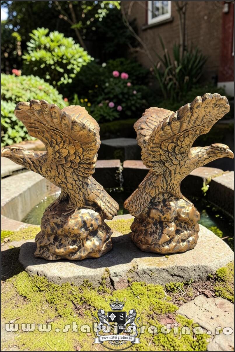Statuetă vultur, acvilă, șoim, arămiu patinat, model S35. (4)