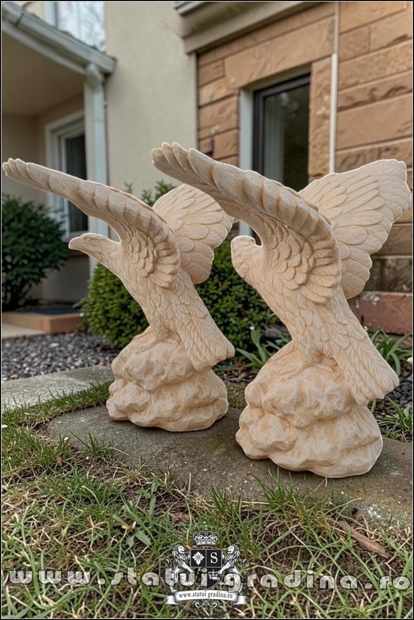 Statuetă vultur, acvilă, șoim, galben patinat, model S35. (5)