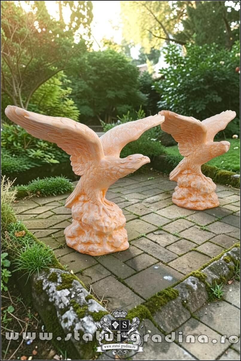 Statuetă vultur, acvilă, șoim, galben patinat, model S35. (7)