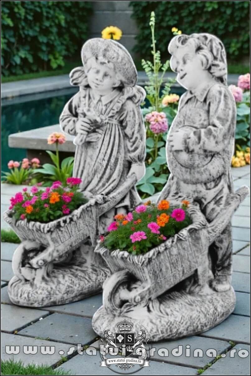 Set statuete grădinari cu roabe, gri patinat, model J6, J7. (3)