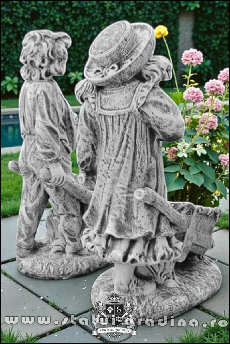 Set statuete grădinari cu roabe, gri patinat, model J6, J7. (5)