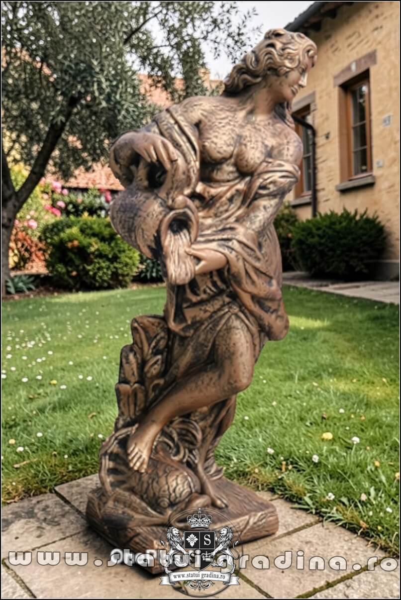 Statuetă domnița cu ulcea, arămiu patinat, model S16. (2)
