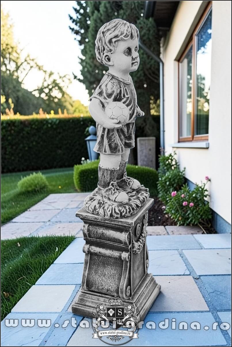 Statuetă fotbalist junior pe stativ, gri antichizat, model S102-S109. (2)