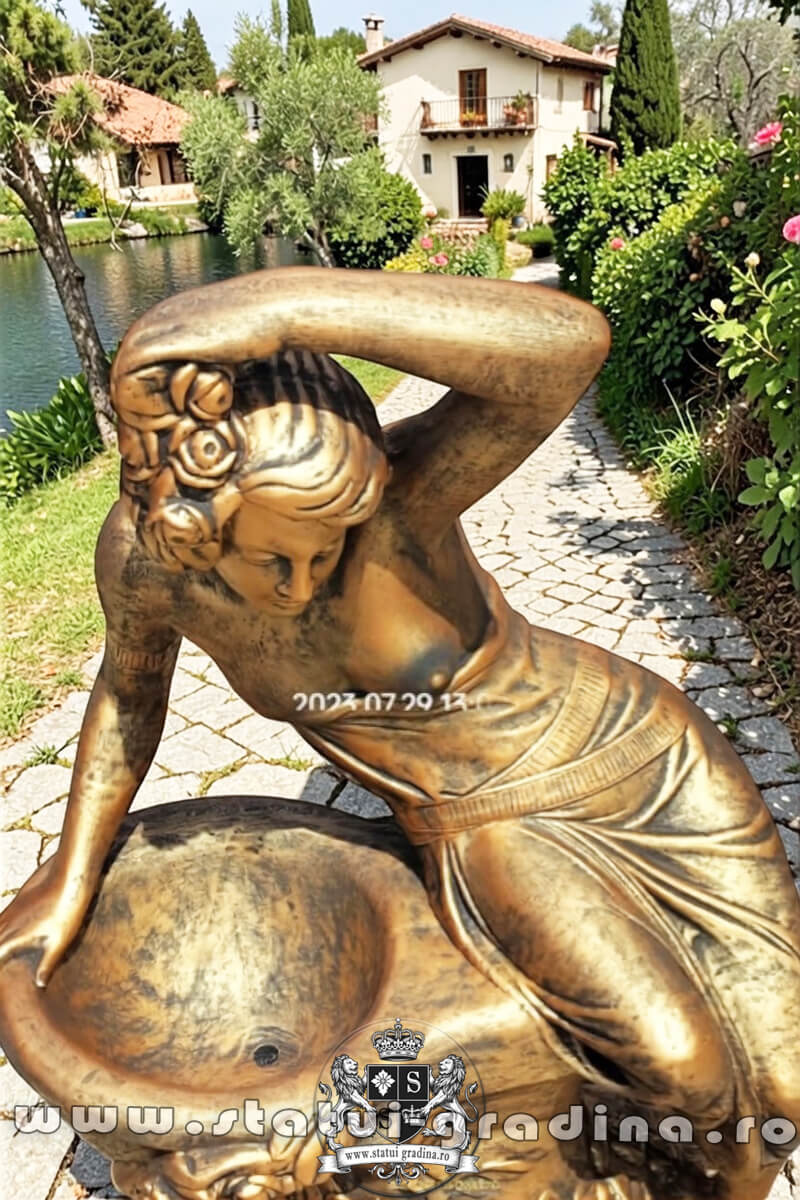 Statuetă jardinieră flori, arămiu patinat, model J12. (2)