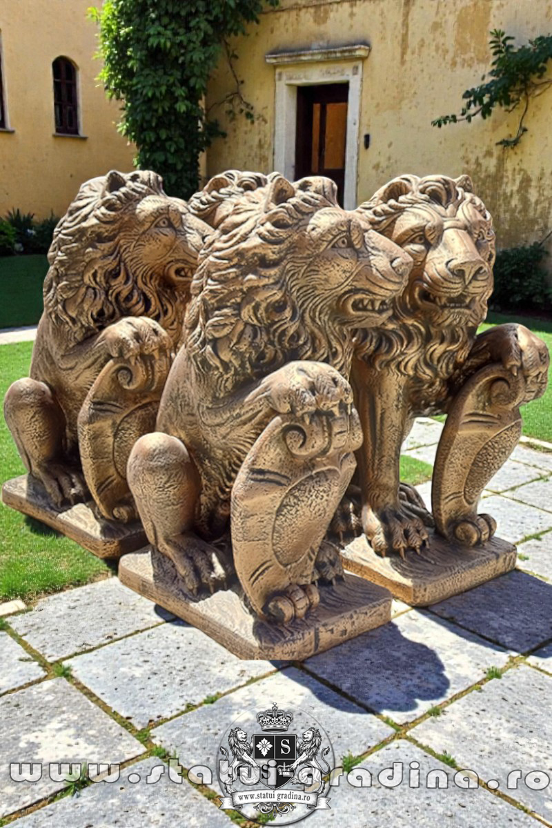 Statuetă leu mare cu blazon, arămiu patinat, model S1. (1)