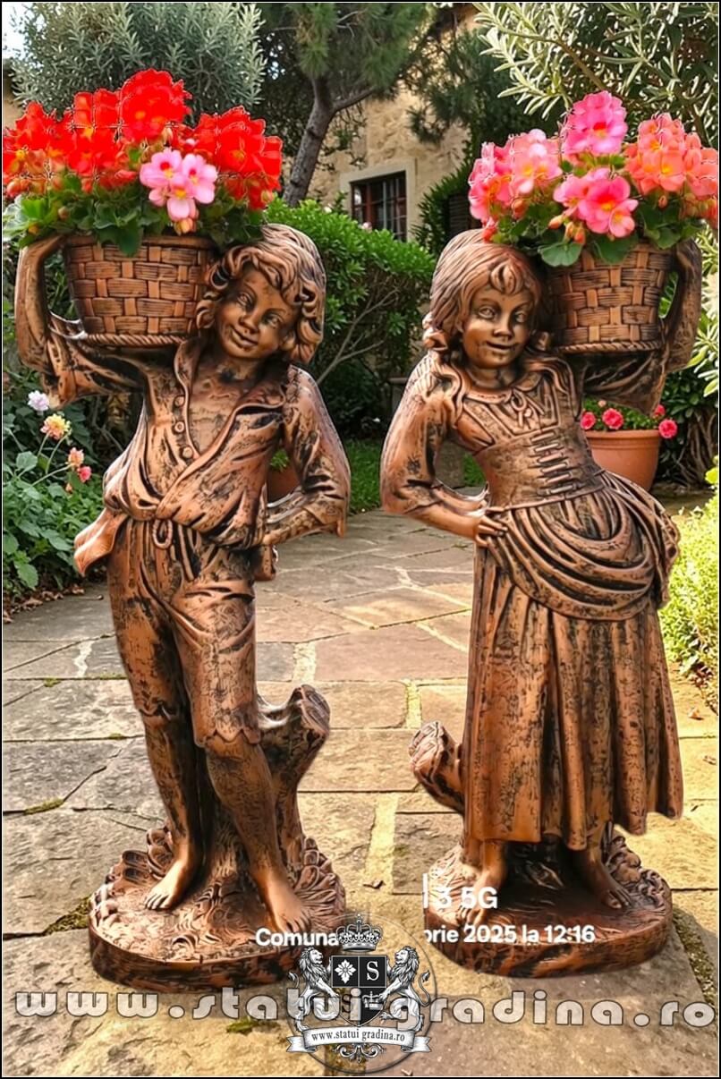 Statuete copii cu coșulețe, arămiu antichizat, model J3,J4. (1)