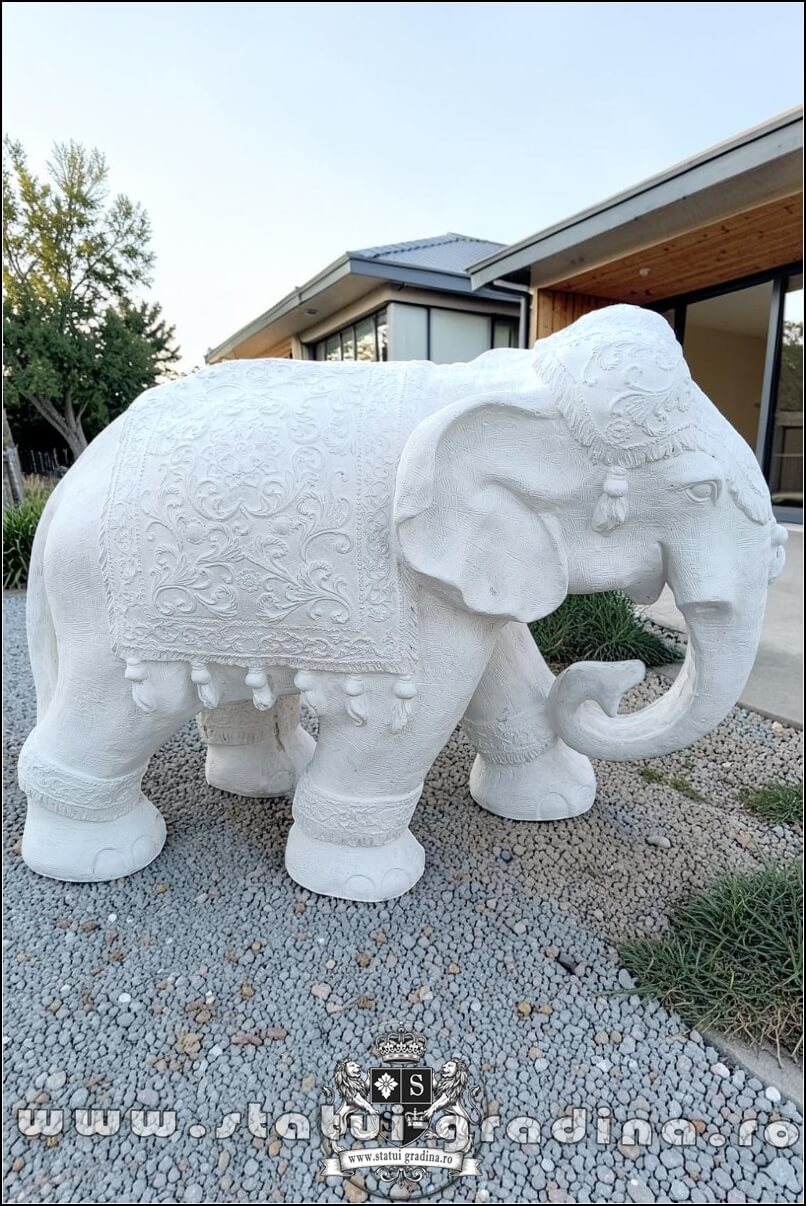 Statuetă elefant mare, alb marmorat, model S54. (2)