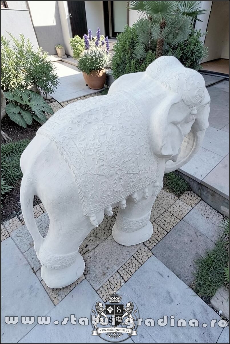 Statuetă elefant mare, alb marmorat, model S54. (4)