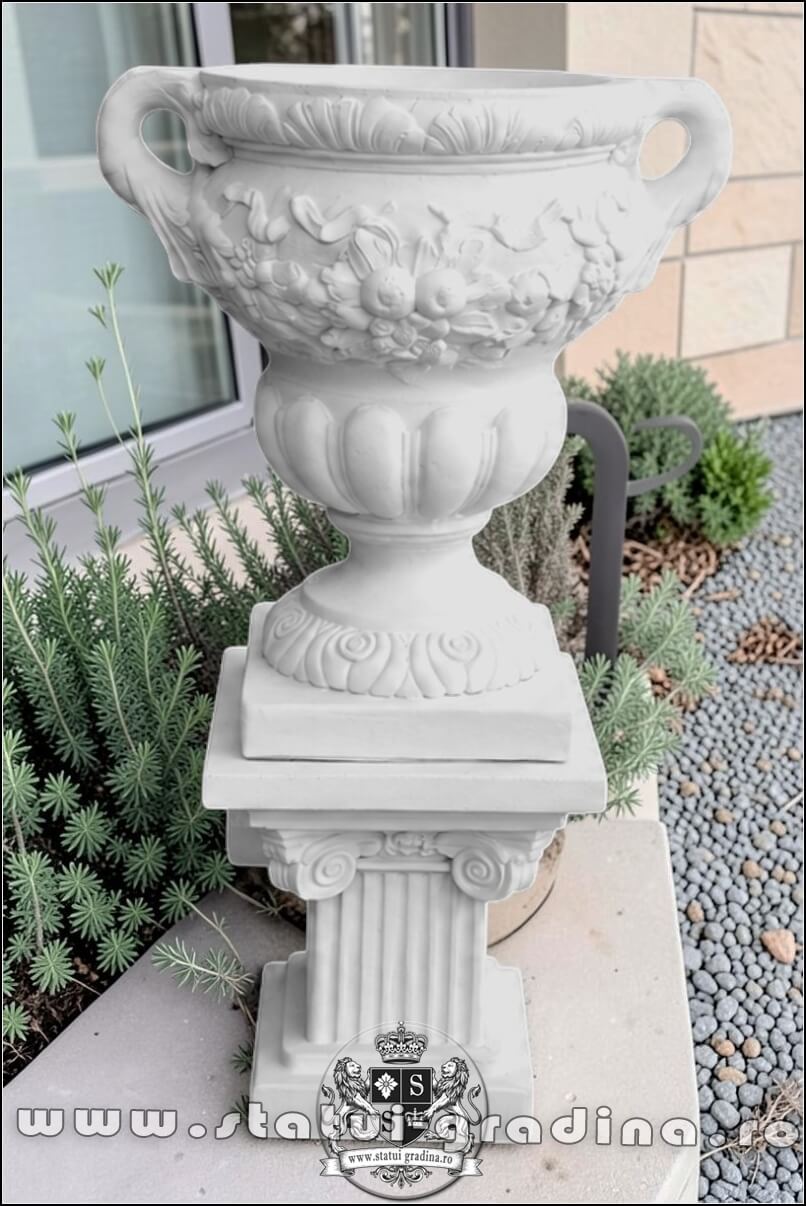 Vază ornament mare cu picior, alb marmorat, model V6-S64. (1)